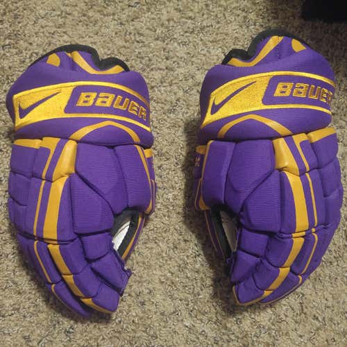Purple / Gold Nike Bauer Vapor XXXX 13" Hockey gloves