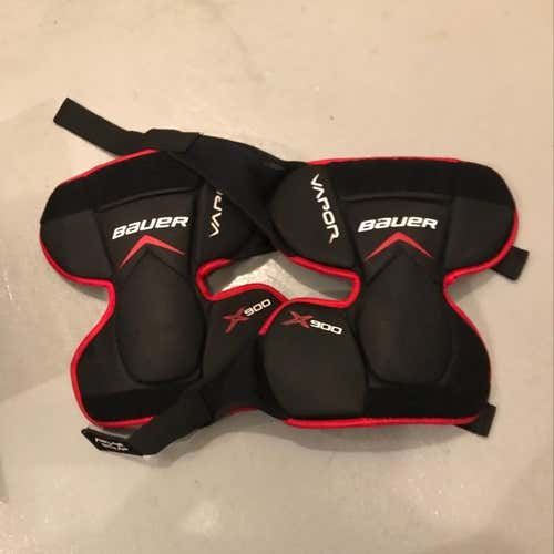 Bauer Sr. Goalie Knee Guards