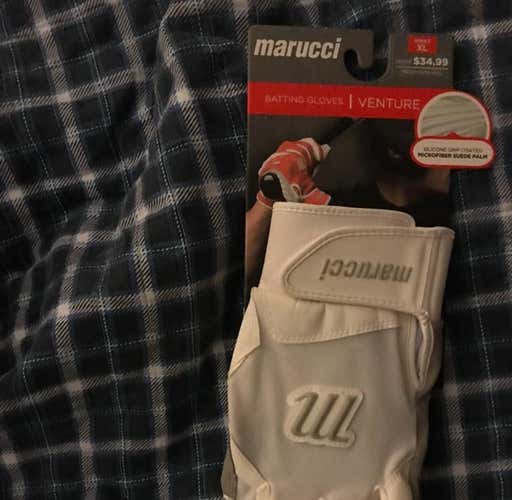 MARUCCI VENTURE BATTING GLOVES