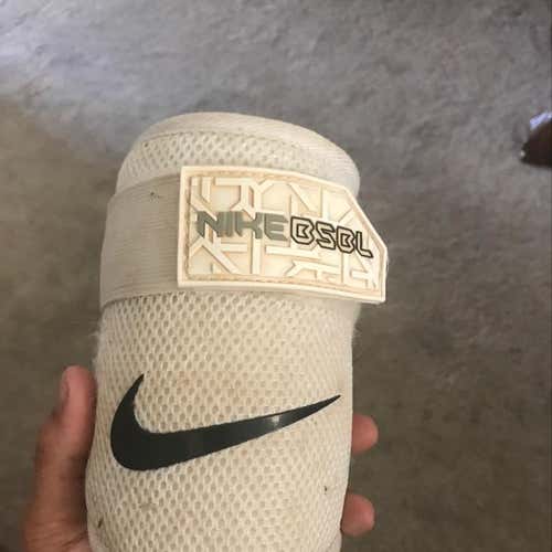 Asjustable Nike Elbow Guard