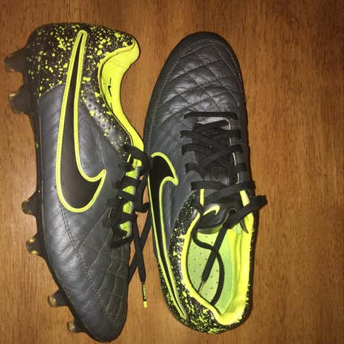 Nike Tiempo Legend 5 Electro Flare