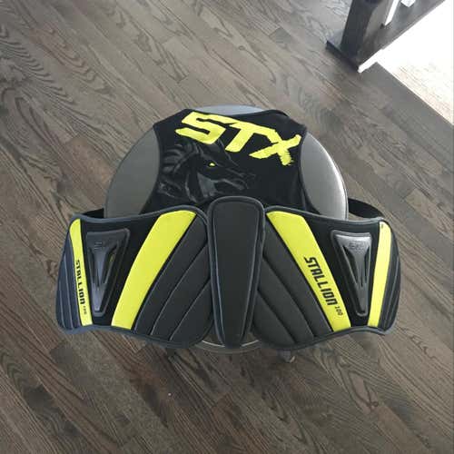 STX Stallion 100 Rib Pads