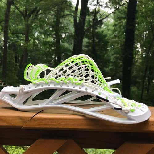 BRAND NEW- Strung Maverik Centrik