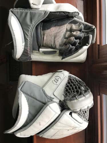 Warrior Goalie Glove & Blocker Full Right Senior