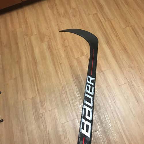 Bauer Vapor X700LE RH 87 Flex P88