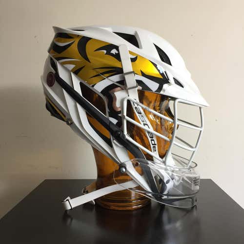 White Cascade S Towson Helmet Adult