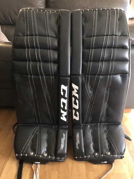 CCM Goalie Leg Pads Intermediate