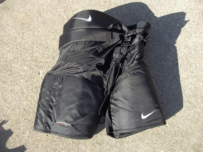 NIKE PANTS LIKE NEW