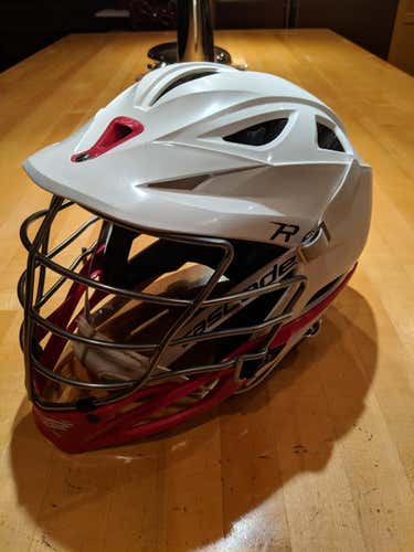 Cascade R - White & Red