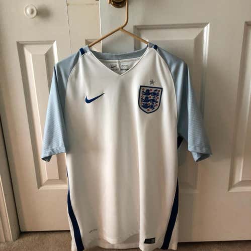 16/17 Official England Home Jersey