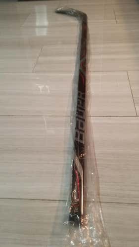 New Bauer Vapor 1X Lite Stick Righty Mid 66 - 70 Intermediate