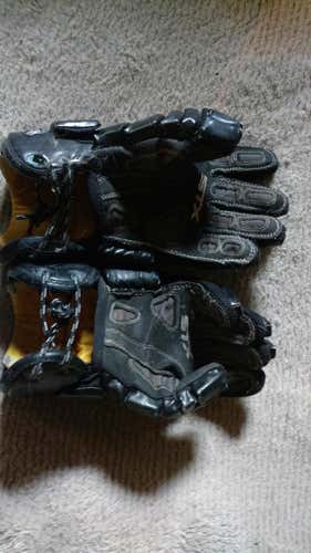 STX Gloves