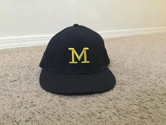 Adidas Universtiy of Michigan Hat (Large/XL)