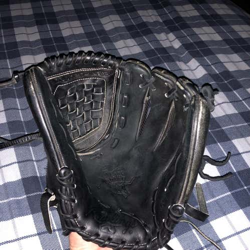 Barely Used Rawlings Heart Of The Hide!