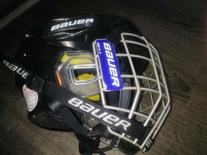 Bauer Re-Akt 75 Helmet with a cage