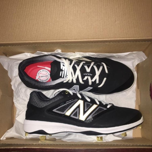 New Balance Size 11 New In Box Open To Offers
