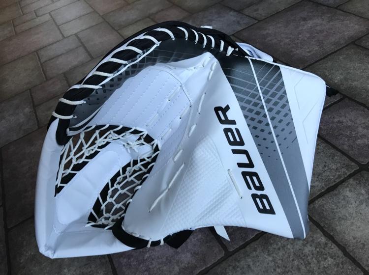 NEW Bauer 1X Goal Glove
