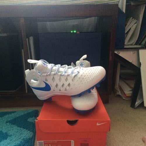 Brand New Huarache 5 Cleats