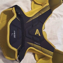 Easton Stealth Shoulder Pads Youth Large