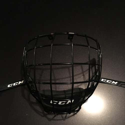 New CCM Black FM580 Cage, Medium