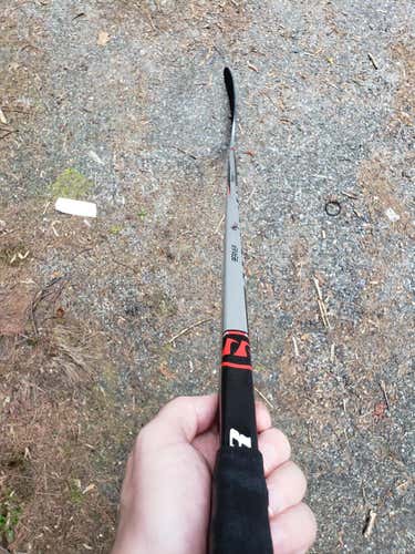 Pro Stock Warrior Dynasty AX1LT Stick Righty Toe (P28) 86 - 90