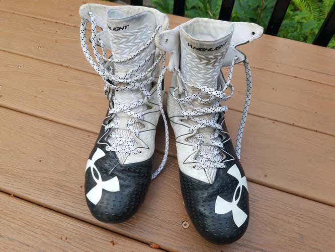 Under Armour Highlight MC Football Lacrosse LAX Cleats Size 8 White and black