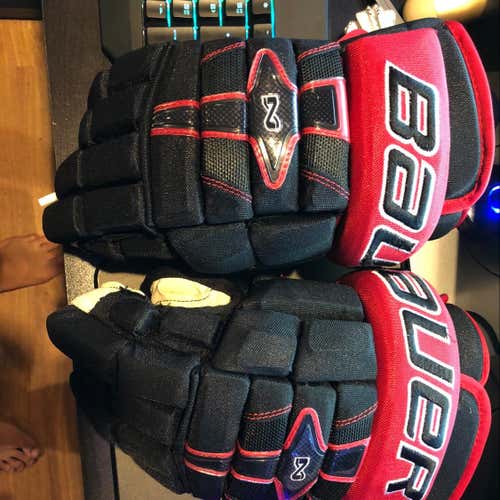 Bauer Nexus N9000 Gloves