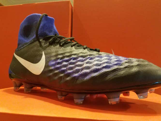 New Nike Magista Obra 2 / Size 11