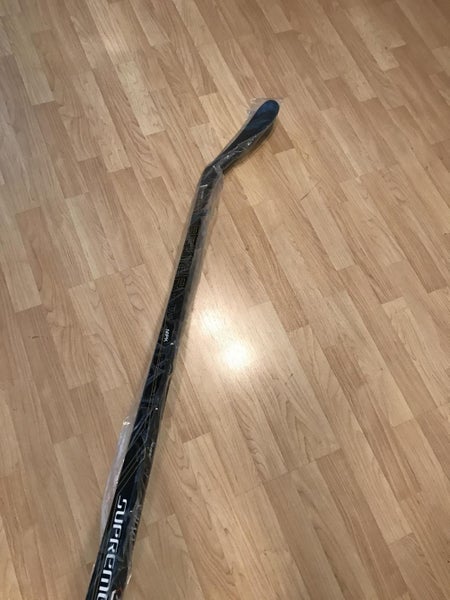 Brand new Alex Ovechkin pro stock Bauer supreme 1s stick