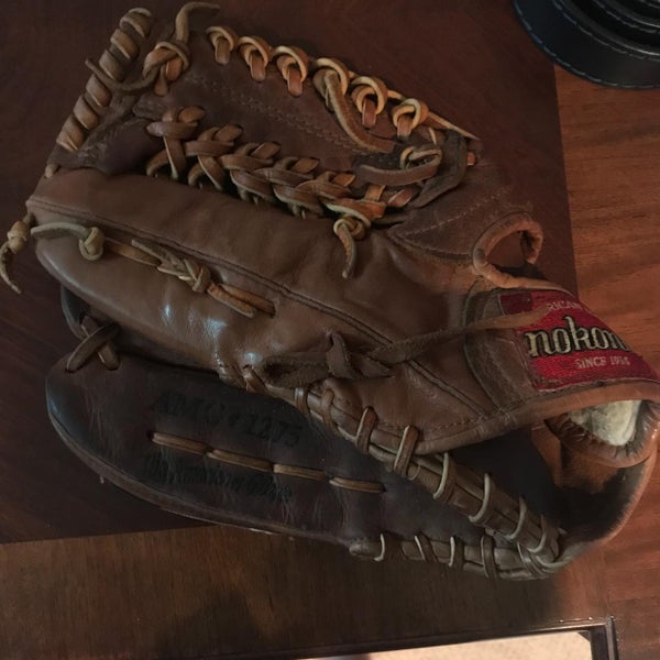 Nokona Kangaroo Hide Glove