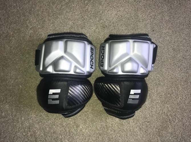 IL Committed Academy Epoch Integra Elbow Pads (LG)