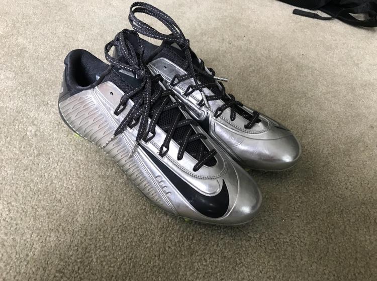 Brand New (W/o Box) Super Bowl Limited Edition Nike Vapor Carbon Elite 2014 Cleats