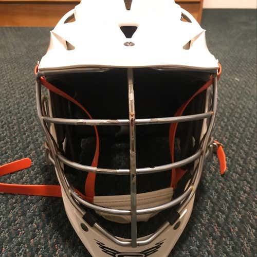 WHITE CASCADE R- W/ CHINSTRAP -USED