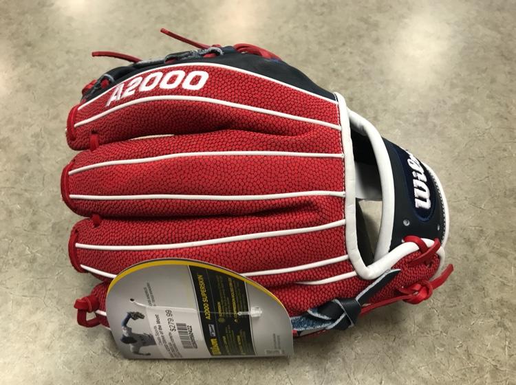 A2000 July Glove Of The Month **NO TRADES**