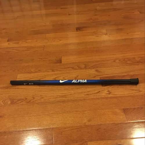 Nike Alpha Shaft