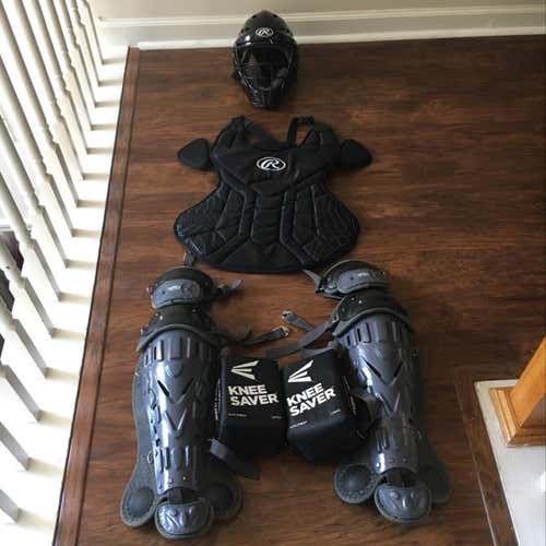 Slightly Used Black/grey Rawlings Intermediate Catchers Gear/ Willing To Negotiate Price