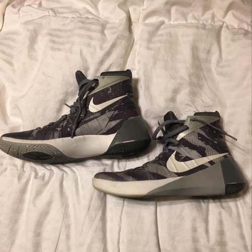 EUC Nike Hyperdunk 2015 Men’s 8.5
