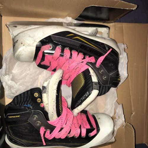 Bauer Supreme One. 9   8EE Goalie Skates           ID-2