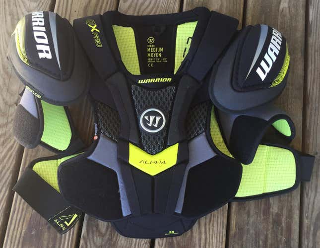 Warrior Alpha QX Pro Shoulder Pads  Senior Medium