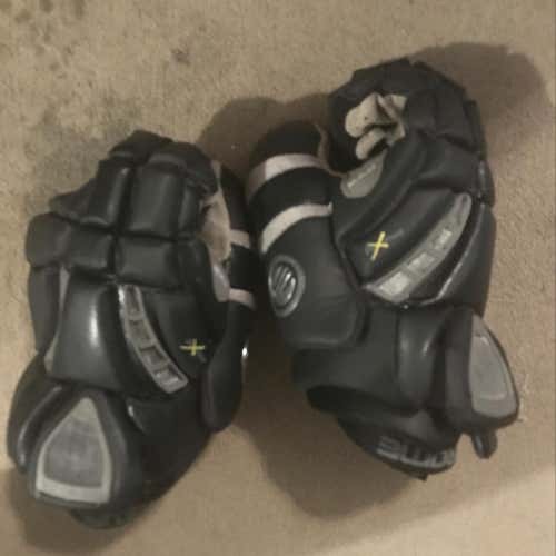 Maverik RX3 goalie gloves