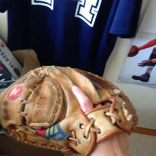 Left Handed Catchers Mitt