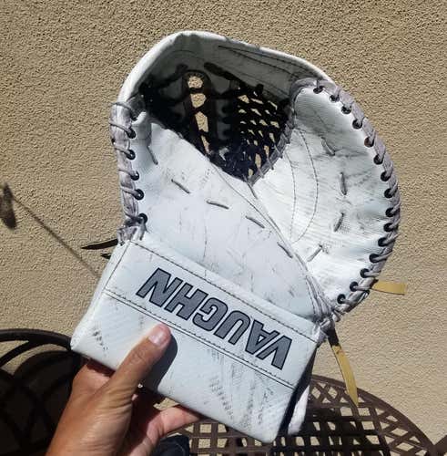 Vaugh velocity 7700 Pro Spec glove