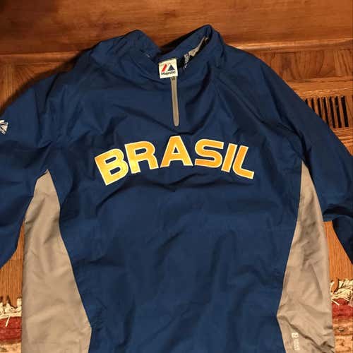 2013 Majestic Brazil Cool Base Pullover With Zip Off Sleeves