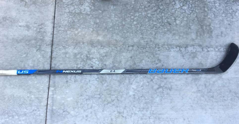 New Bauer Nexus 1N Griptac Stick Righty Mid 81 - 85 Intermediate