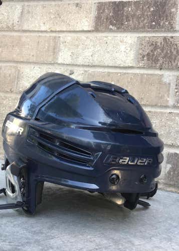 New Bauer Re-Akt 100 Helmet Fits all recommend size is Large