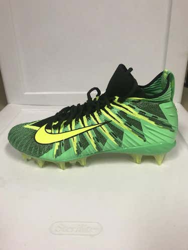 NIKE ALPHA MENACE ELITE FOOTBALL/LACROSSE CLEATS BRAND NEW SIZE 10 GREEN/GOLD OREGON