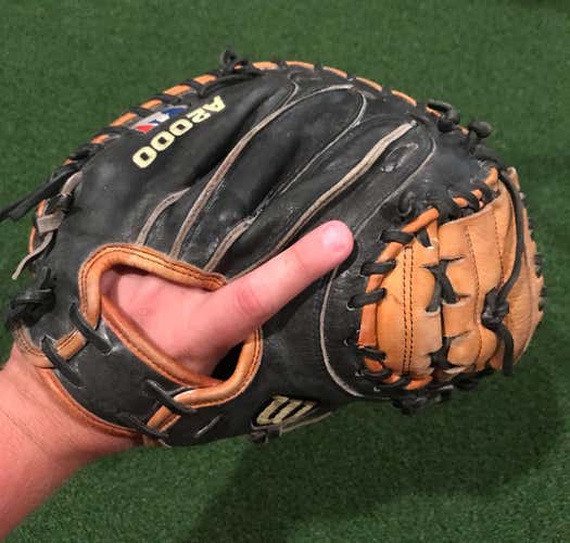 Wilson A2000 32.5 Inch Pudge Catchers Mitt