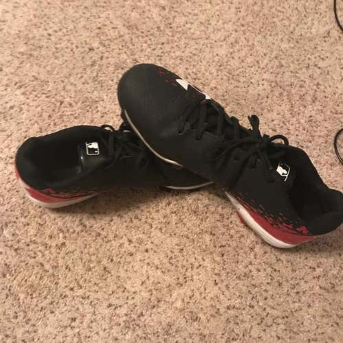Under Armor Baseball Molded Cleats