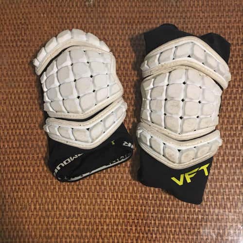Under Armour Elbow Pads Medium