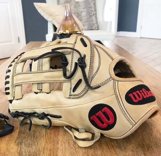 Wilson A2000 Baseball Glove